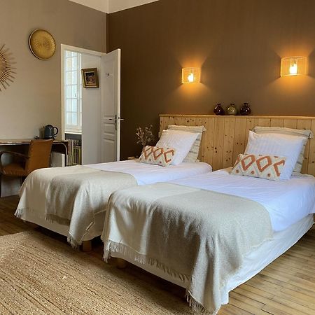 Bed and Breakfast Le 14 St Michel Josselin Exterior foto