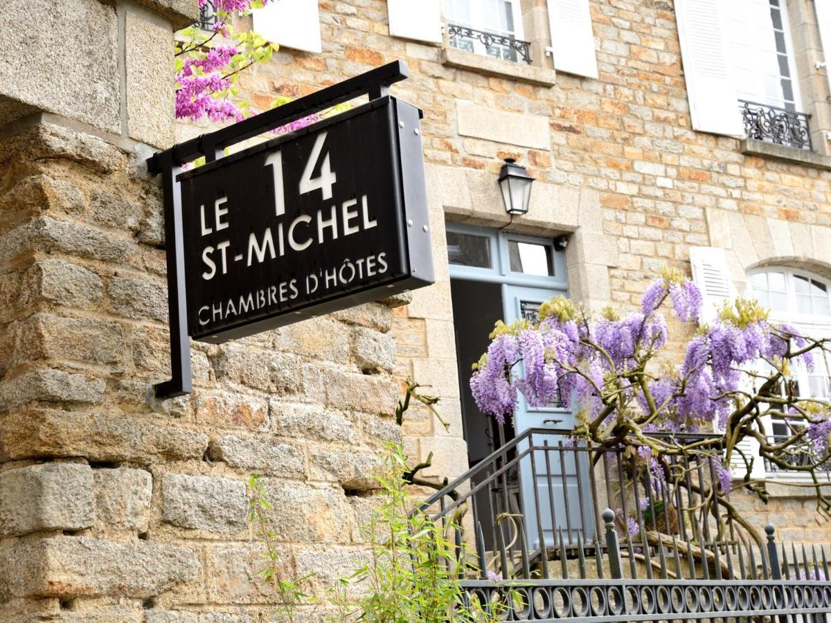 Bed and Breakfast Le 14 St Michel Josselin Exterior foto