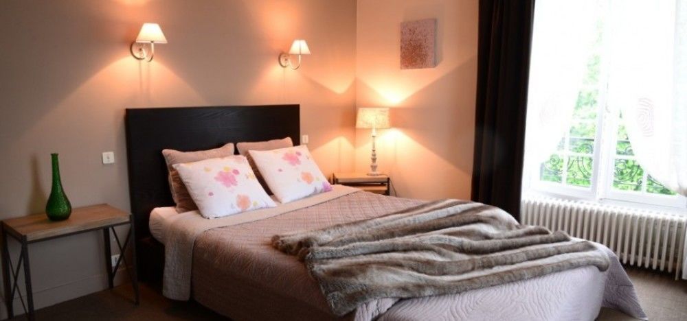 Bed and Breakfast Le 14 St Michel Josselin Exterior foto