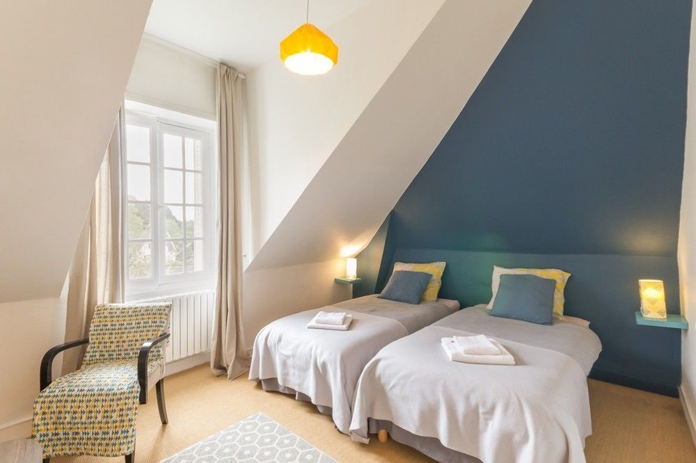 Bed and Breakfast Le 14 St Michel Josselin Exterior foto